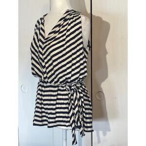 Talbots Women Size Medium Sleeveless Top w/ Tie‎ Waist Black & White